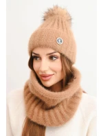 Dámska zimná súprava s bambulou a ťavím komínom Dámska zimná súprava s bambulou a ťavím komínom