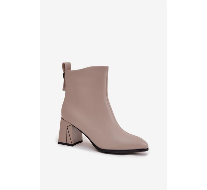 Topánky na podpätku model 222516 Step in style