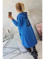 Nevädza modrá bunda s kapucňou nadmernej veľkosti
