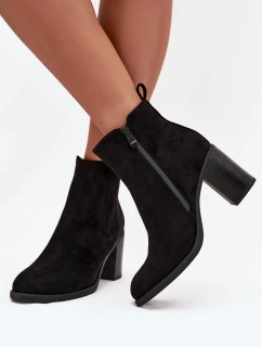 Zateplené dámské kotníkové boty na sloupkovém podpatku černé model 21711585 - Boto