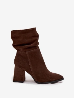 Dámska zateplená členková obuv z prírodného semišu s remienkom - čokoládová