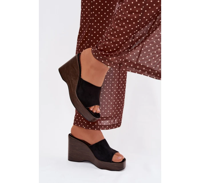 Dámské pantofle na platformě Černé Ravelia