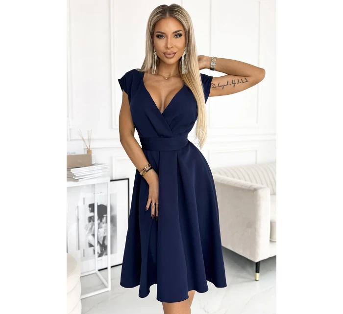 348-6 SCARLETT - rozšírené šaty s obálkovým výstrihom - ZELENÉ