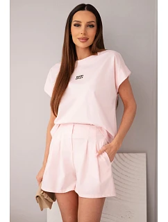 Dámský komplet z model 22147948 s halenkou a šortkami se záhyby cukrově růžová - K-Fashion