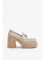 Topánky na polpäte model 192289 Krok vo veľkom štýle Topánky na polpäte model 192289 Krok vo veľkom štýle