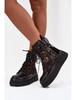 Topánky so širokou podrážkou model 219393 Vykročte štýlovo Topánky so širokou podrážkou model 219393 Vykročte štýlovo