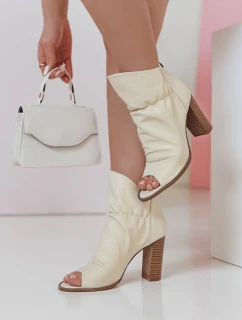 Dámske lodičky na podpätku BOOTSER beige FashionStreet ZY0813