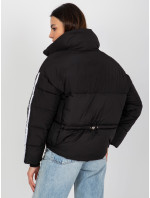 Čierna prešívaná zimná bunda bez kapucne