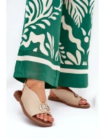 Ploché elegantní sandály s ozdobou béžové model 21685763 - Boto Ploché elegantní sandály s ozdobou béžové model 21685763 - Boto