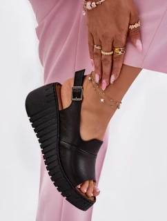 Dámské Sandály Z Přírodní Kůže Na Klínu Černé model 21697681 - Artiker