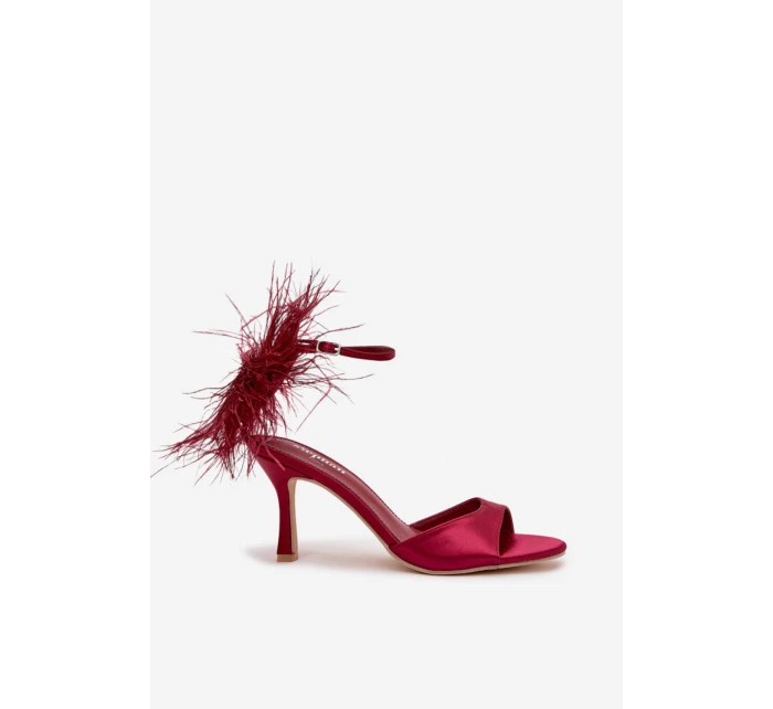 Sandále na podpätku model 222267 Krok vo veľkom štýle