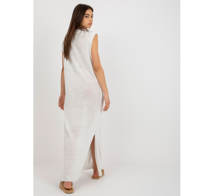 Biele letné pletené maxi šaty bez rukávov