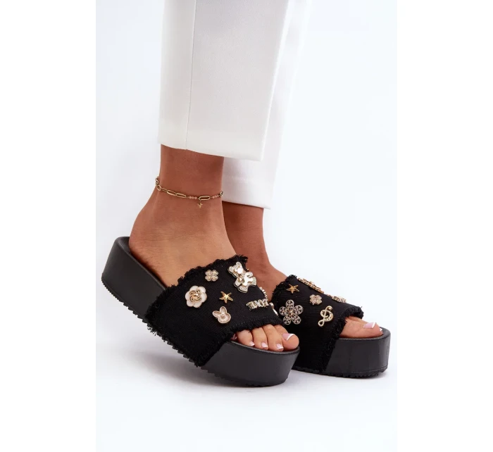 Dámske papuče na platforme s kolíkmi Black Zranesia Dámske papuče na platforme s kolíkmi Black Zranesia