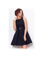 Dámske spoločenské šaty FOLD so skladmi a opaskom stredne dlhé čierne - Čierna - Numoco Dámske spoločenské šaty FOLD so skladmi a opaskom stredne dlhé čierne - Čierna - Numoco