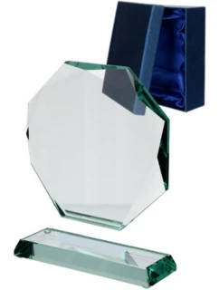 Trofeum szklane z rozklejoną podstawą i etui