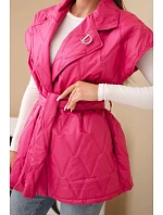 Dámská prošívaná vesta s páskem a širokým límcem růžová