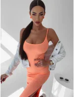 Dámské šaty model 18593239 lososové - Ola Voga Dámské šaty model 18593239 lososové - Ola Voga