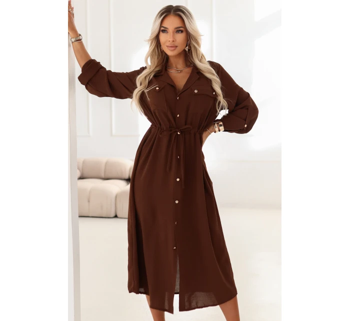 651-1 Midi šaty s gombíkmi a opaskom - čokoládové