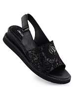 Dámske vyvýšené sandále s gumou čierne Jezzi RMR2267-2