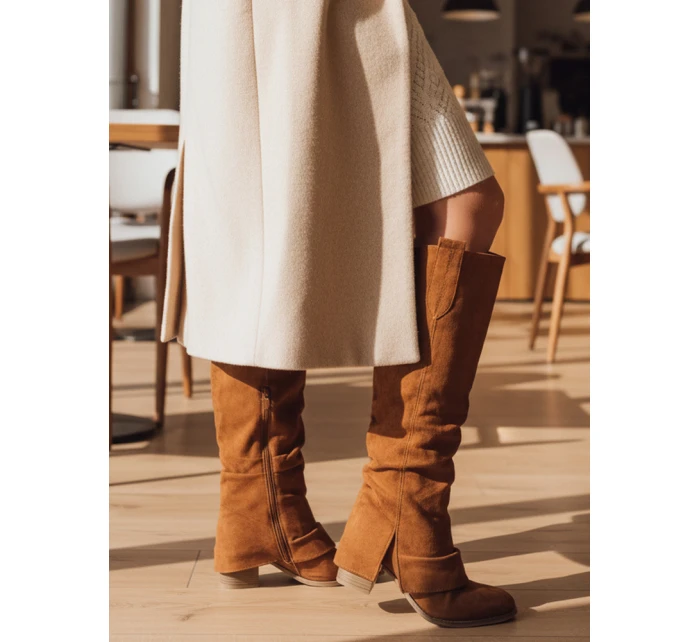 Dámské semišové boty model 21994924 v barvě camel - Dstreet Dámské semišové boty model 21994924 v barvě camel - Dstreet