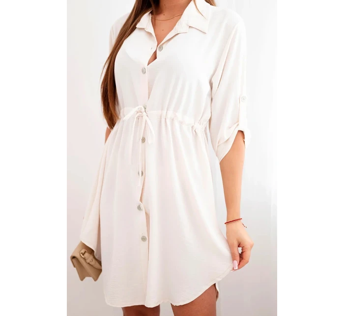 Šaty se zapínáním na knoflíky a zavazováním v pase fialka