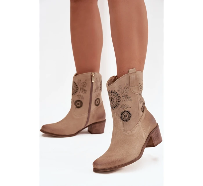 Topánky na podpätku model 222961 Krok vo veľkom štýle