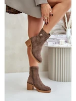 Zateplené dámské boty na podpatku hnědé model 21673996 - Boto Zateplené dámské boty na podpatku hnědé model 21673996 - Boto