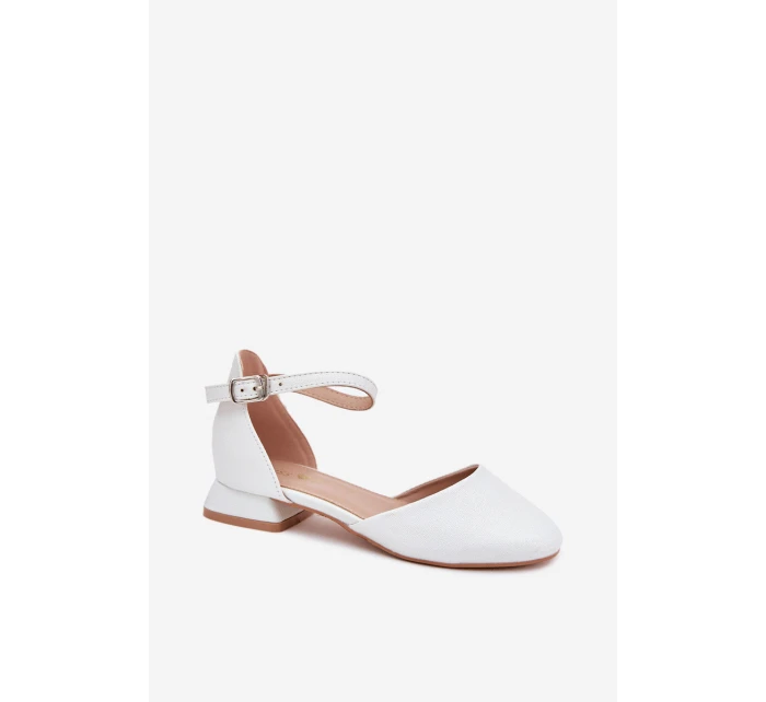 Dětské Lesklé Sandály Na Nízkém Podpatku Bílé Nelly Dětské Lesklé Sandály Na Nízkém Podpatku Bílé Nelly