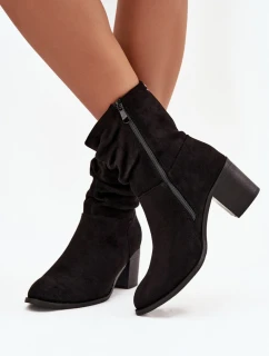 Topánky na podpätku model 219397 Krok vo veľkom štýle