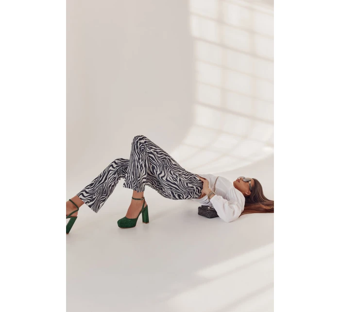 Dámské sandály třpytivé na podpatku model 21597005 - Boto