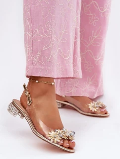 Sandále na podpätku model 213941 Krok vo veľkom štýle