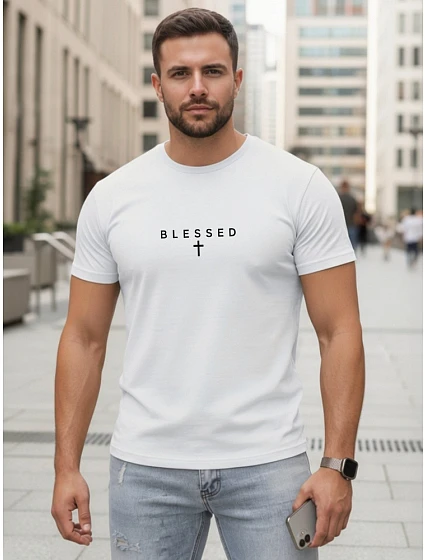 Pánske bavlnené tričko s nápisom BLESSED white FashionStreet NX5124R Pánske bavlnené tričko s nápisom BLESSED white FashionStreet NX5124R