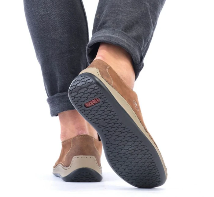 Pánské kožené polobotky M model 22008944 hnědé s ažurovým vzorem - Rieker Pánské kožené polobotky M model 22008944 hnědé s ažurovým vzorem - Rieker