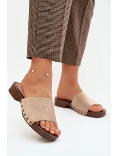Dámske ploché papuče na podpätku so zlatými prackami Beige Girella