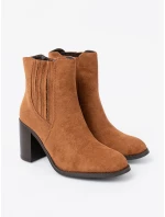 Originální kotníčkové boty dámské model 21298357 na širokém podpatku Originální kotníčkové boty dámské model 21298357 na širokém podpatku