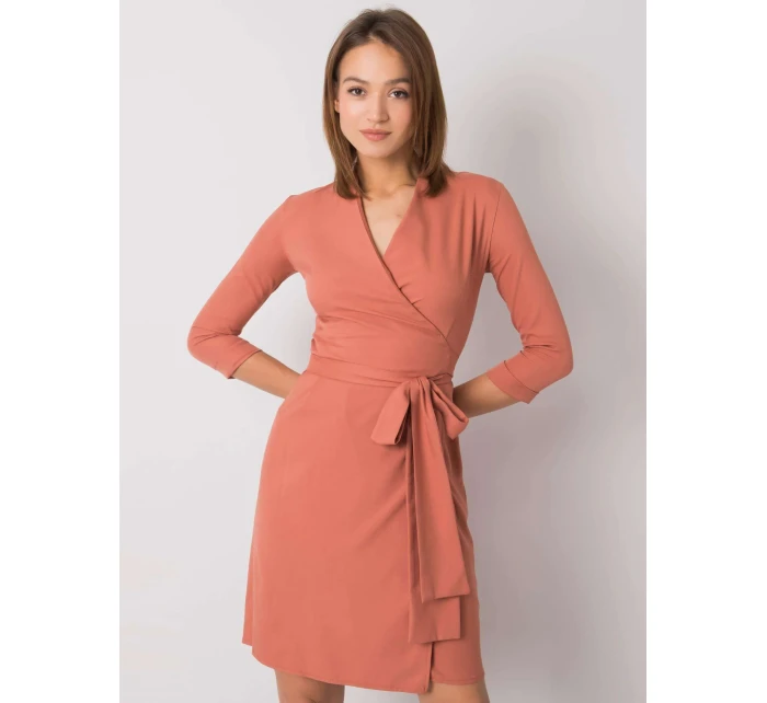 Šaty LK SK model 15410846 tmavě oranžová - FPrice Šaty LK SK model 15410846 tmavě oranžová - FPrice