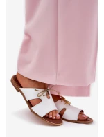 Skórzane Klapki Damskie Na Płaskim Obcasie Zazoo 3022 Białe Skórzane Klapki Damskie Na Płaskim Obcasie Zazoo 3022 Białe