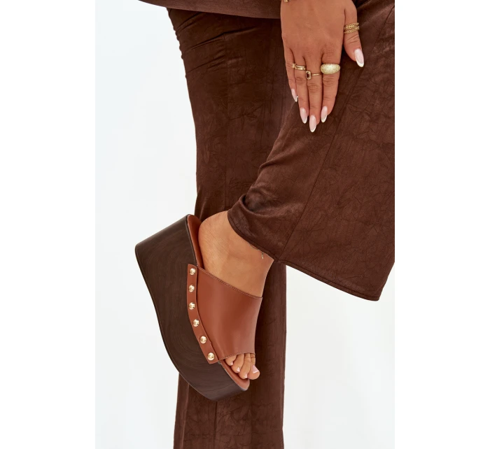 Dámské nazouváky na platformě s přezkami Camel Mareline Dámské nazouváky na platformě s přezkami Camel Mareline