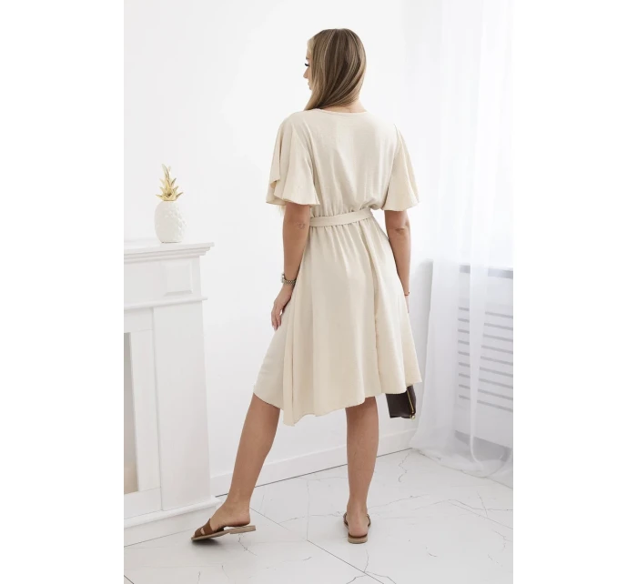 Šaty s vrstveným výstrihom béžové