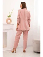 Elegantná súprava saka a nohavíc v púdrovo ružovej farbe
