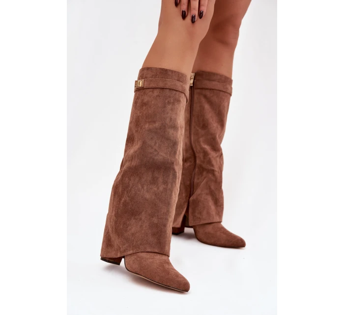 Kozačky Eko semišové podpatek sloupek na zip vyhřívané vytočená lýtka tmavě béžové Evyra Kozačky Eko semišové podpatek sloupek na zip vyhřívané vytočená lýtka tmavě béžové Evyra