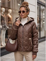 Kurtka damska przejściowa z odpinanym kapturem brązowa model 22347460 - FashionStreet Kurtka damska przejściowa z odpinanym kapturem brązowa model 22347460 - FashionStreet