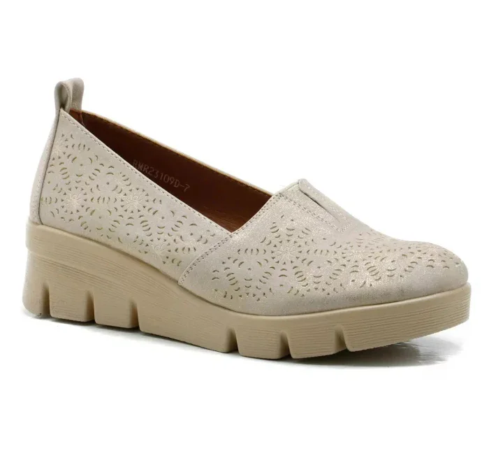 Dámské polobotky model 21151458 zlaté Jezzi - Inello