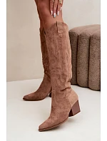 Dámské kozačky typu kovbojky na podpatku camel model 22320991 - Boto Dámské kozačky typu kovbojky na podpatku camel model 22320991 - Boto