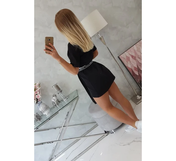 Šaty s ozdobným páskem černé Šaty s ozdobným páskem černé