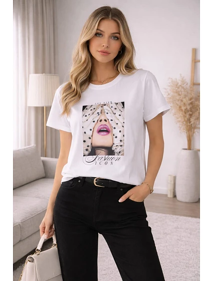 model 22117758 BLOUSE - OFF PINK model 22117758 BLOUSE - OFF PINK