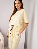 Dámsky viskózový set s krátkym rukávom a nohavicami so skladaným lemom žltý