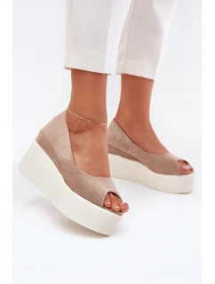 Model topánok na podpätku 215010 Krok v štýle