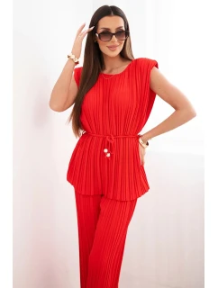 Dámska plisovaná súprava z viskózy s viazanou blúzkou a širokými nohavicami červená