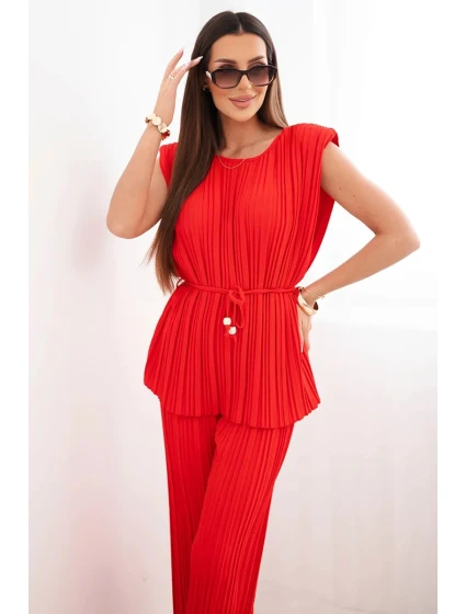 Dámska plisovaná súprava z viskózy s viazanou blúzkou a širokými nohavicami červená